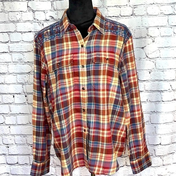Chaps Women’s Petite Blue Cream Red Plaid Embroidered ButtonUp Western Sz XL EUC - Picture 1 of 11